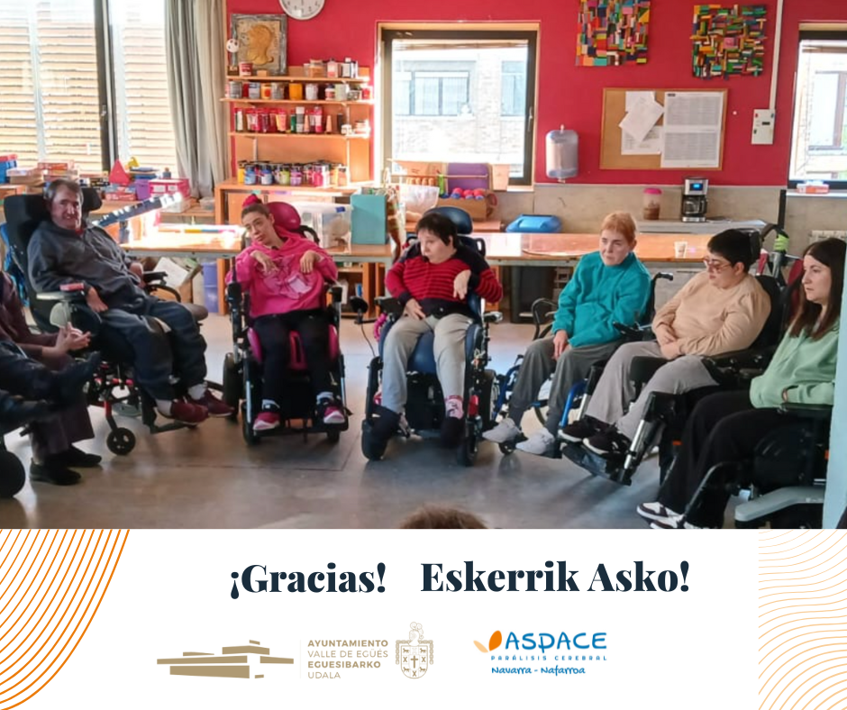 imagen de una reunion de ciuidadania activa con agradecimiento a valle de egues